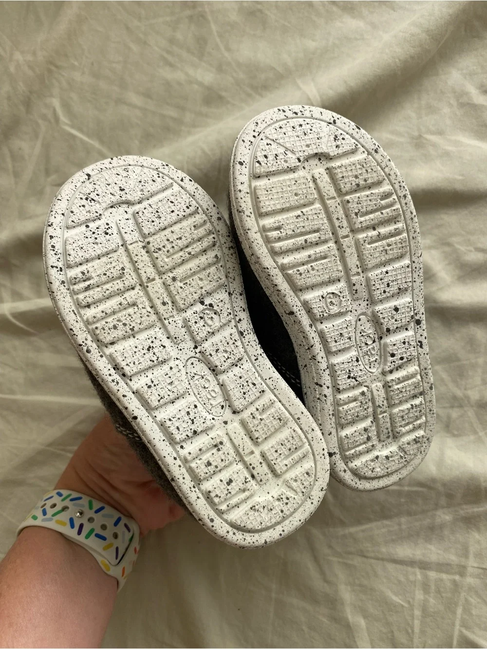 Nordstrom Rack Baby Gray Felt Booties Shoes Size 6M